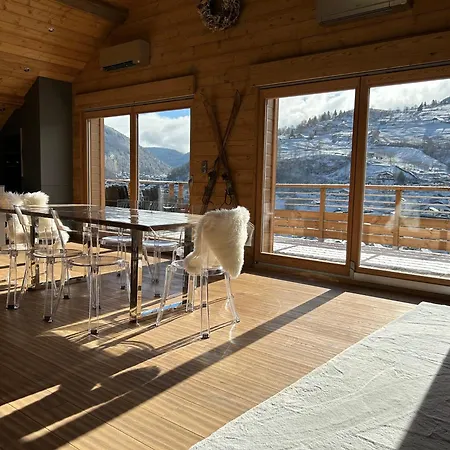 Splendide Style Classé 4 étoiles, Terrasse Face à La Montagne